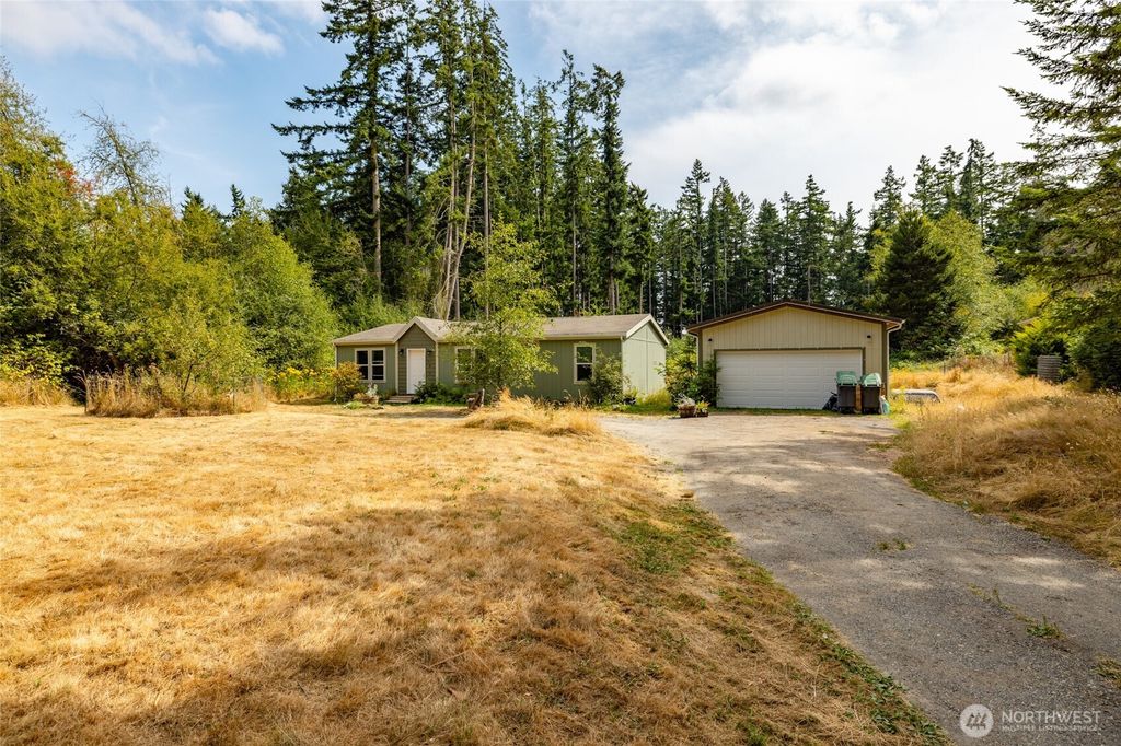 164 Sleeper Road, Oak Harbor, WA 98277