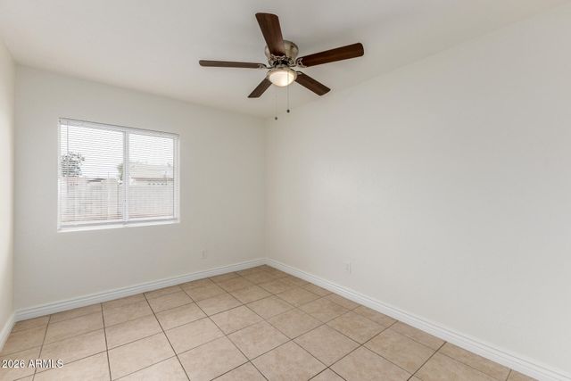 7954 W INDIANOLA Avenue, Phoenix, AZ 85033