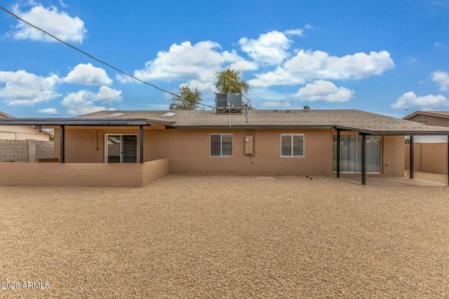 7954 W INDIANOLA Avenue, Phoenix, AZ 85033