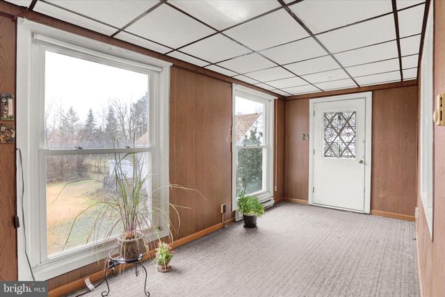 6221 BLUE BIRD AVE, Harrisburg, PA 17112