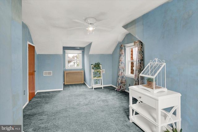 6221 BLUE BIRD AVE, Harrisburg, PA 17112