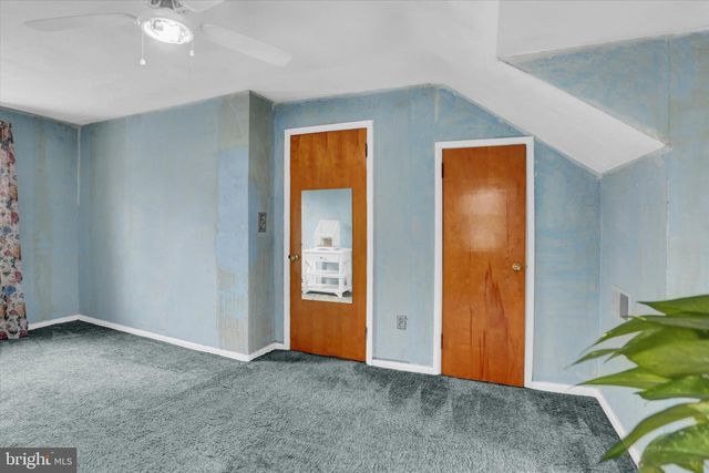 6221 BLUE BIRD AVE, Harrisburg, PA 17112