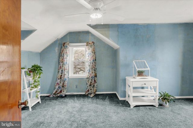 6221 BLUE BIRD AVE, Harrisburg, PA 17112