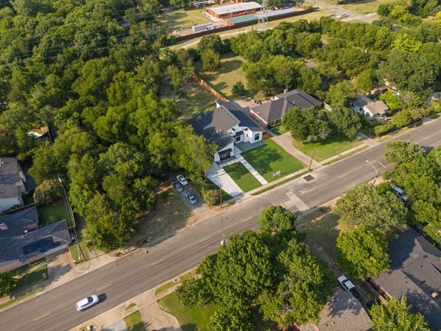 3115 GIBBS WILLIAMS Road, Dallas, TX 75233