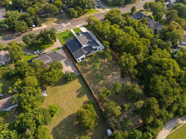 3115 GIBBS WILLIAMS Road, Dallas, TX 75233