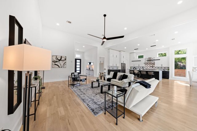 3115 GIBBS WILLIAMS Road, Dallas, TX 75233