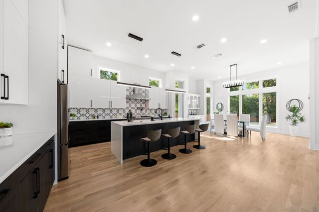 3115 GIBBS WILLIAMS Road, Dallas, TX 75233