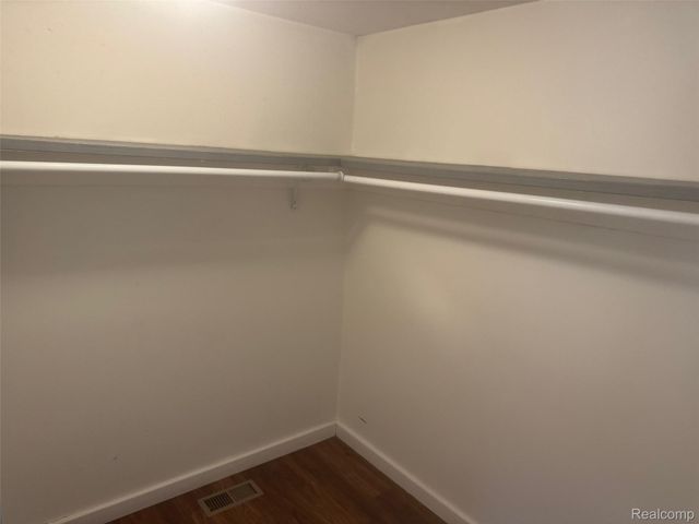 11265 Essex Avenue, Warren, MI 48089