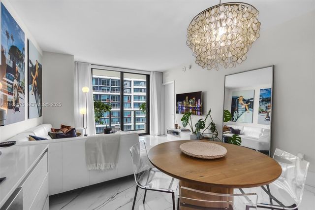 1300 S Miami Ave 2508, Miami, FL 33130