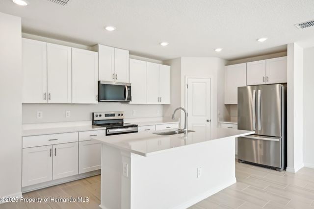 31600 MALBEC Drive, Brooksville, FL 34602