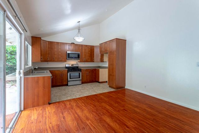 29352 Trailway Lane, Agoura Hills, CA 91301