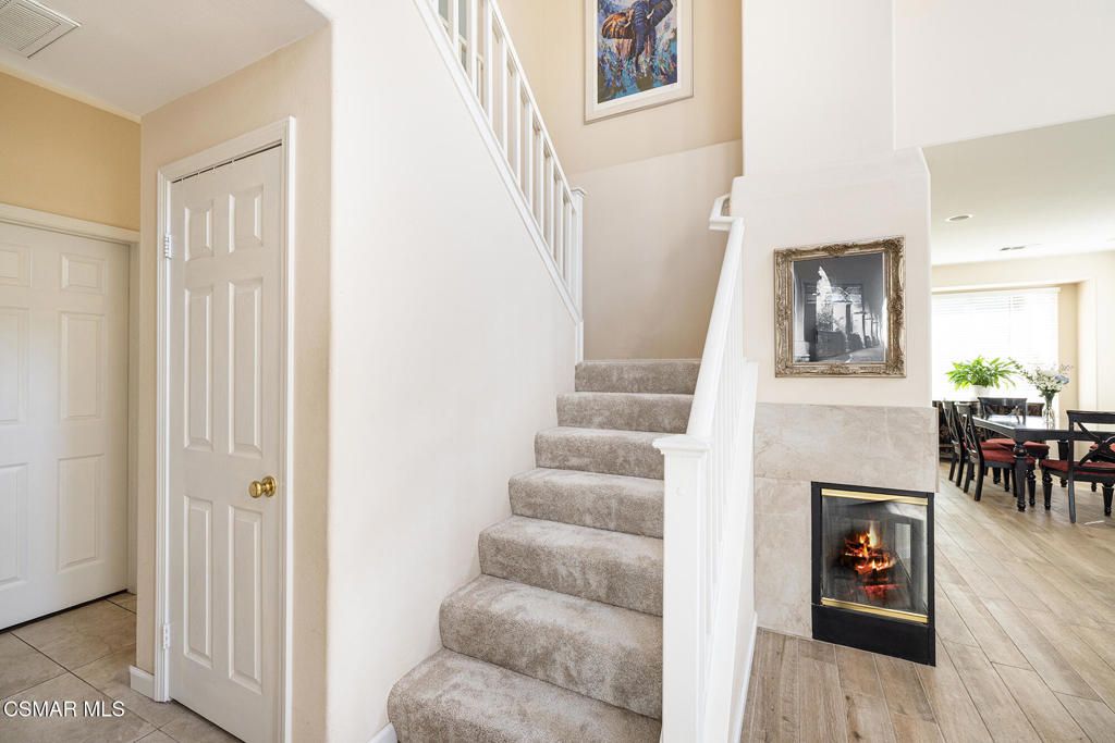 Image 24 of property listing at 2684 Sunshine Valley Court, Simi Valley, CA 93063