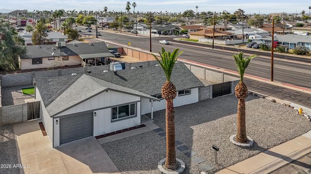 8944 N 17TH Lane, Phoenix, AZ 85021