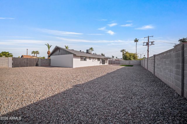 8944 N 17TH Lane, Phoenix, AZ 85021