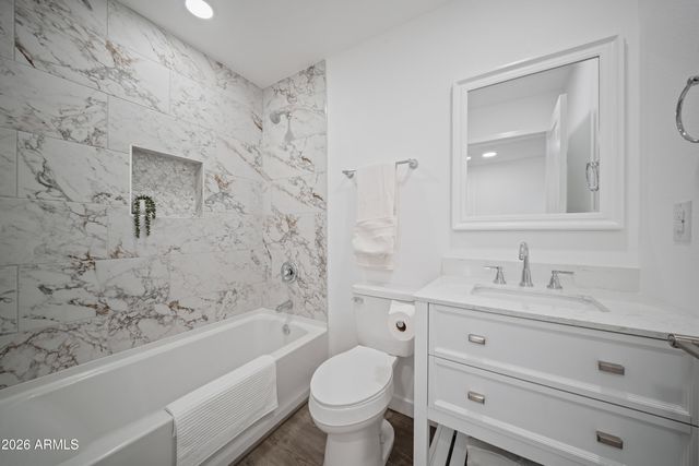 8944 N 17TH Lane, Phoenix, AZ 85021