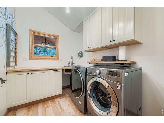 907 Fourmile Canyon Dr, Boulder, CO 80302