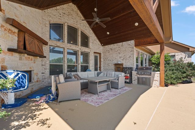 9833 Wildcat Ridge, Godley, TX 76044
