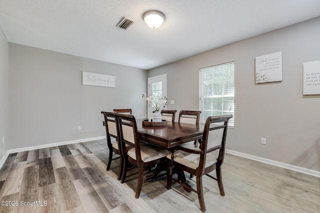 1527 Redfish Drive SE, Darien, GA 31305
