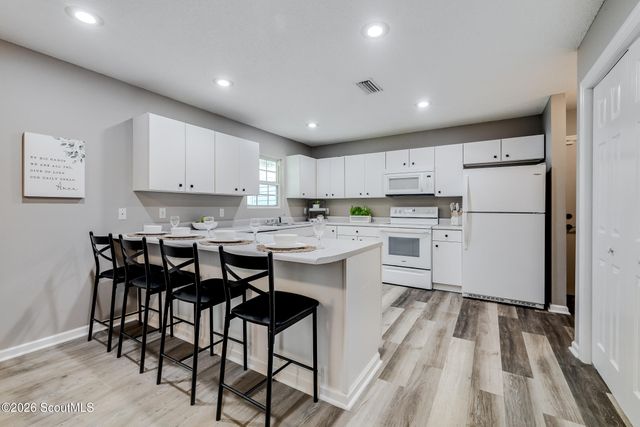 1527 Redfish Drive SE, Darien, GA 31305
