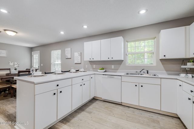 1527 Redfish Drive SE, Darien, GA 31305