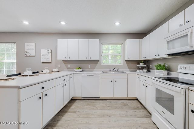 1527 Redfish Drive SE, Darien, GA 31305