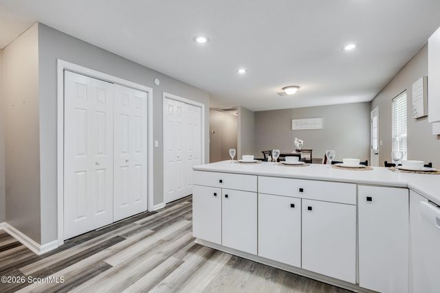 1527 Redfish Drive SE, Darien, GA 31305