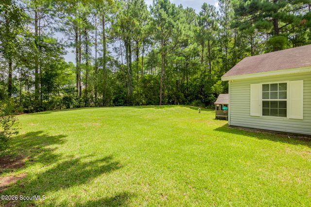 1527 Redfish Drive SE, Darien, GA 31305