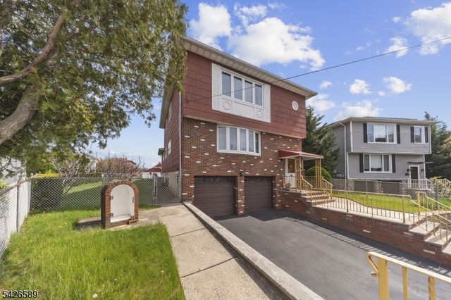 347 Manor Ct, Lyndhurst Twp., NJ 07071