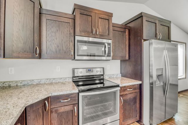 7394 21st Street S, Fargo, ND 58104