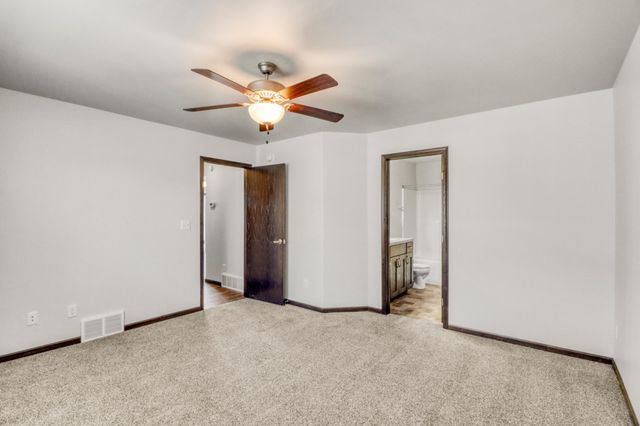 7394 21st Street S, Fargo, ND 58104