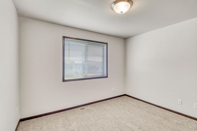 7394 21st Street S, Fargo, ND 58104