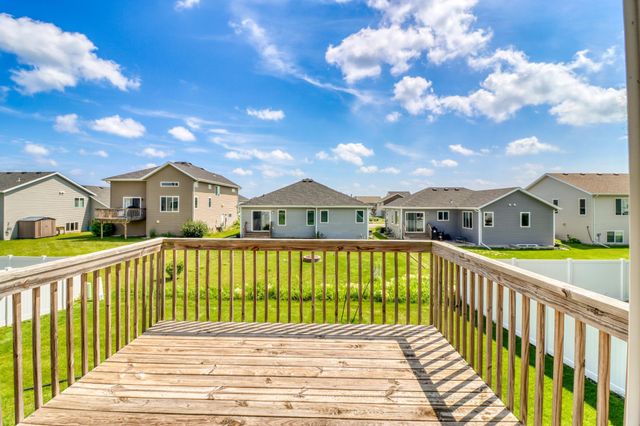 7394 21st Street S, Fargo, ND 58104