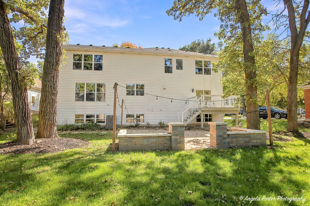 606 Barberry Trail, Fox River Grove, IL 60021 — photo 3