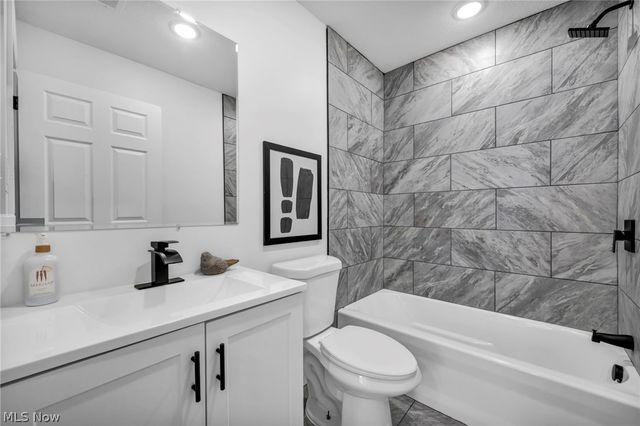 3670 Pennington Road, Shaker Heights, OH 44120