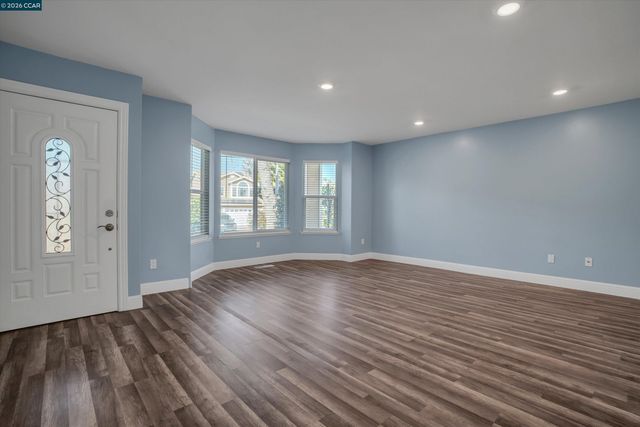 2833 Bellflower Dr, Antioch, CA 94531