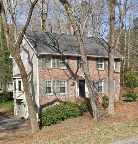195 Brandenburgh Circle, Roswell, GA 30075