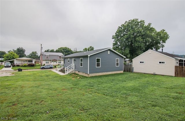 613 21st Street, Vienna, WV 26105