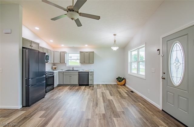 613 21st Street, Vienna, WV 26105