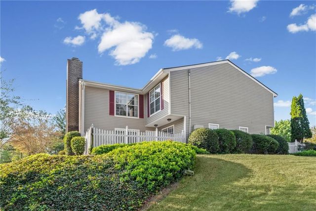 549 Summit Lane SW, Marietta, GA 30008