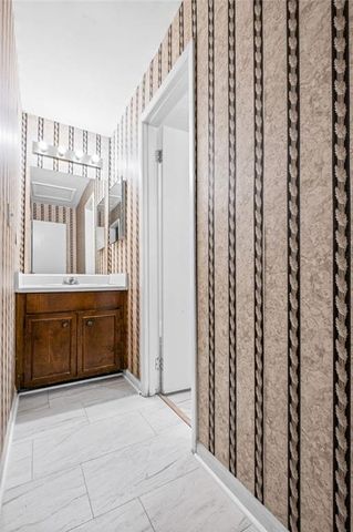 549 Summit Lane SW, Marietta, GA 30008