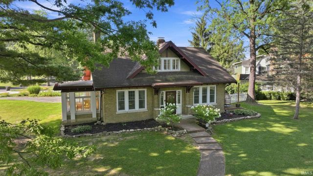 4230 Indiana Avenue, Fort Wayne, IN 46807