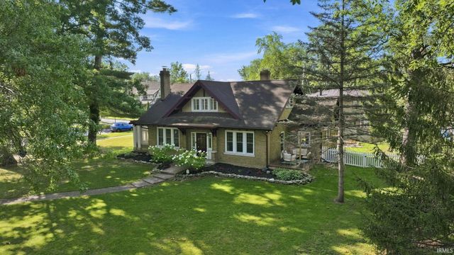 4230 Indiana Avenue, Fort Wayne, IN 46807