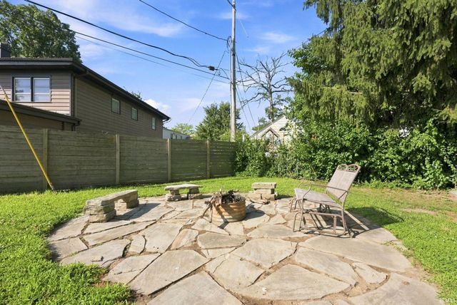 4230 Indiana Avenue, Fort Wayne, IN 46807