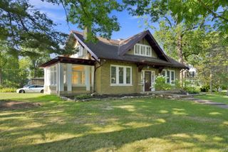 4230 Indiana Avenue, Fort Wayne, IN 46807