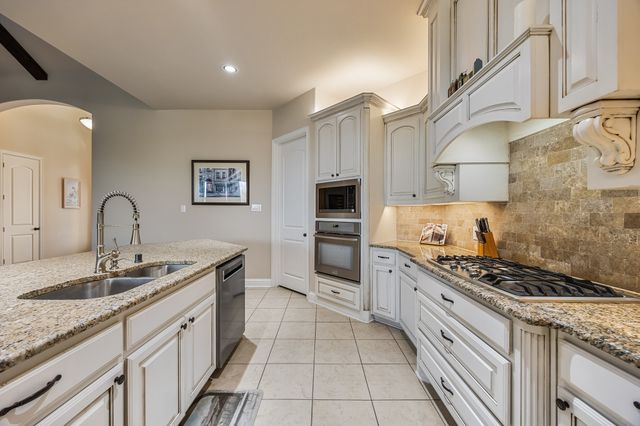 721 Kensington Drive, Mclendon Chisholm, TX 75032