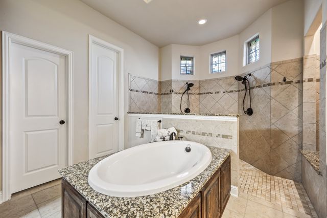 721 Kensington Drive, Mclendon Chisholm, TX 75032