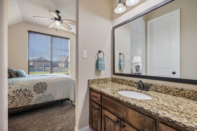 721 Kensington Drive, Mclendon Chisholm, TX 75032