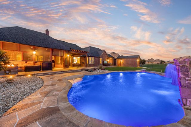 721 Kensington Drive, Mclendon Chisholm, TX 75032