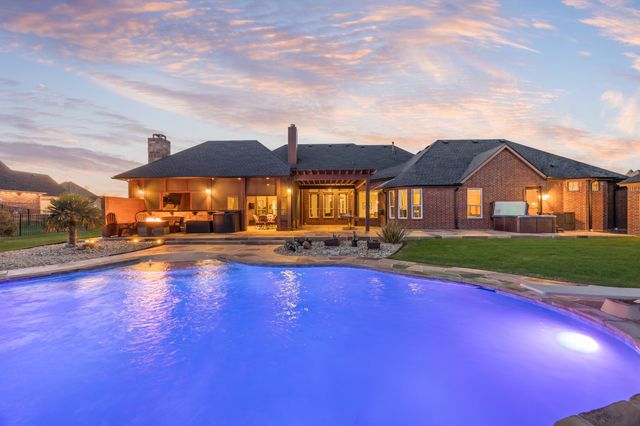 721 Kensington Drive, Mclendon Chisholm, TX 75032