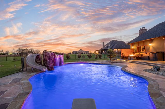 721 Kensington Drive, Mclendon Chisholm, TX 75032